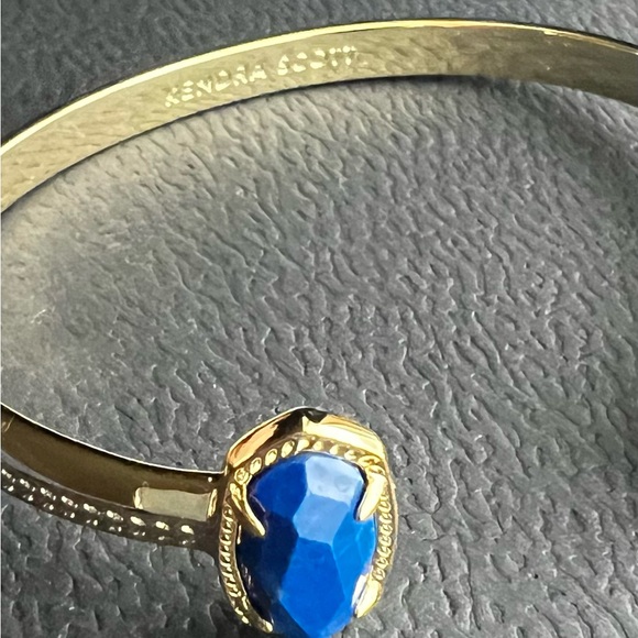 NWT KENDRA SCOTT ELTON cobalt gold cuff statement bracelet - Picture 3 of 4